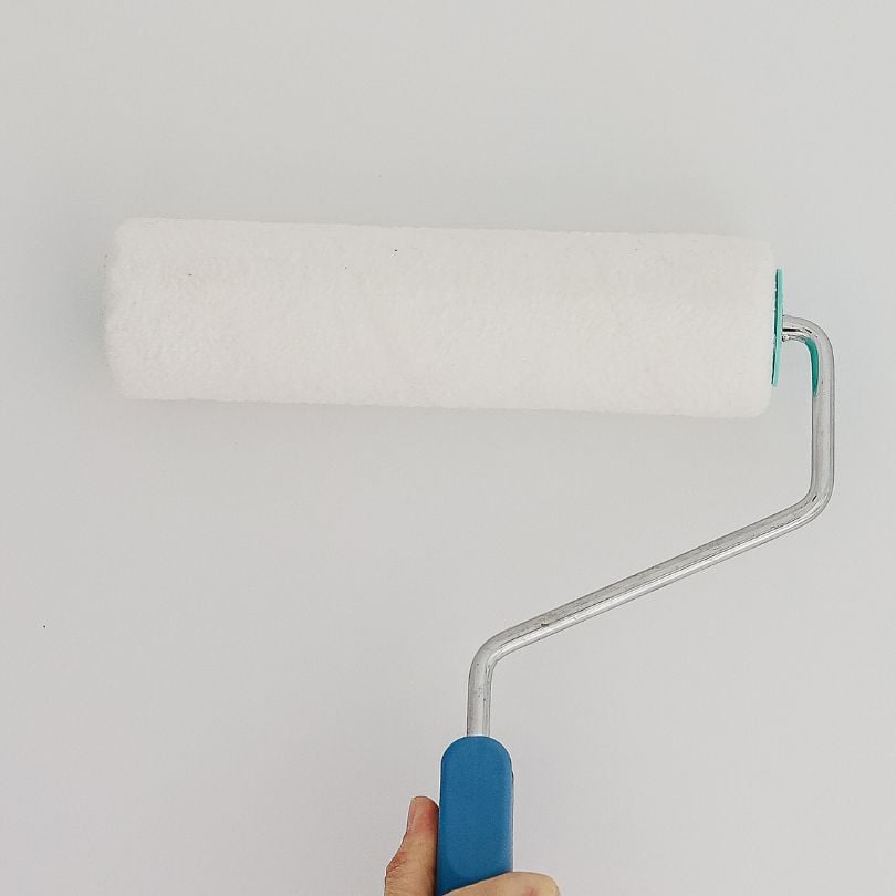 1-5-1.jpg Alchemist 9-Inch Microfibre Roller - Image 1