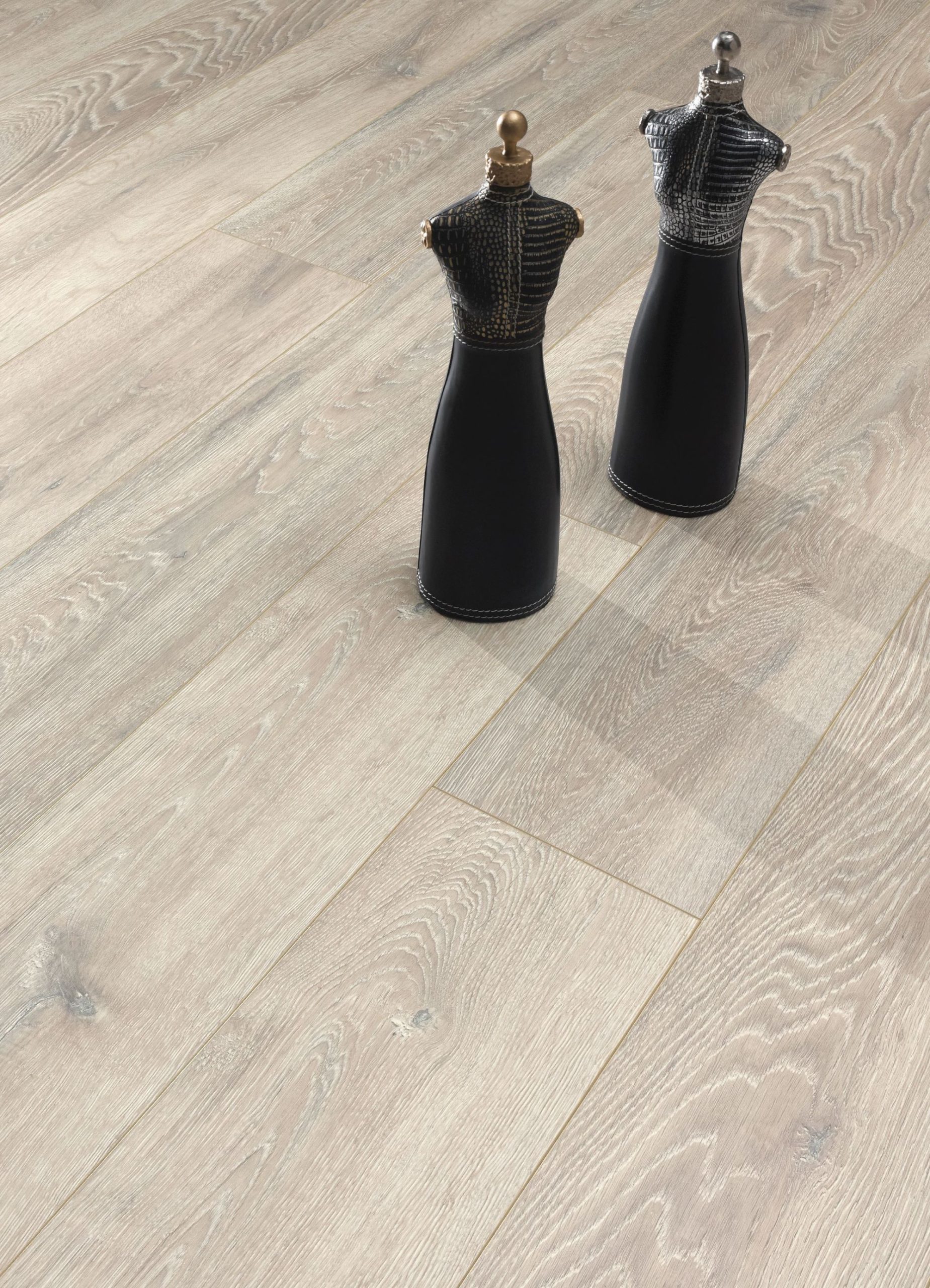 Colombus-Oak-scaled-1 Columbus Oak 12mm - Image 1
