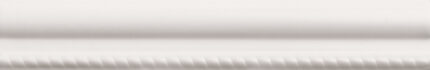 PL. Moldura Blanco Mate 5x30cm (Price Per Piece)