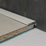 Trojan A31 Self-Adhesive Angle Edge 25x8mm - White Wash, 8m